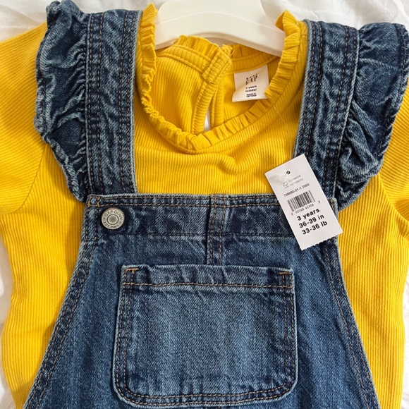Gap Kids Denim Overall & Shirt - Picture 2 of 4